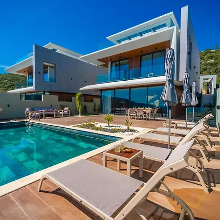 Vila Eco Aura 5 *